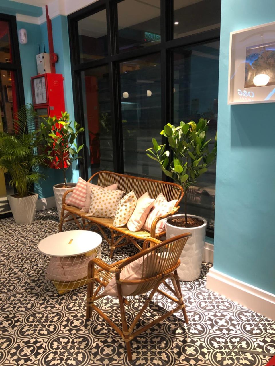 O&G Hotel Парит Бунтар Екстериор снимка